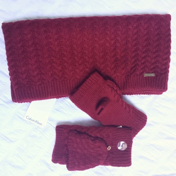 NWT Calvin Klein Mittens & Neck Warmer Scarf - Picture 4 of 8